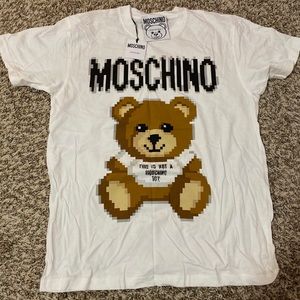 Moschino girl Tshirt